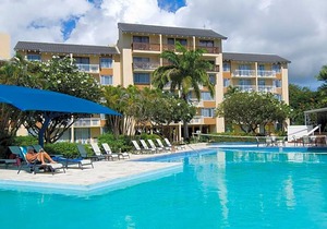 3-Star Hotel ∙ Divi Southwinds Beach Resort