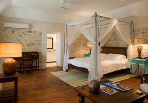 Atlantis Historic Inn