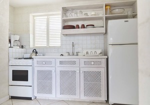 Beachfront 1 bedroom apartment at the Inchcape Seaside Villas estate