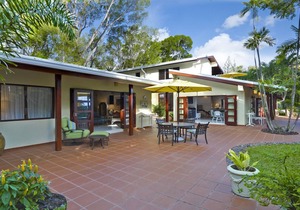 Beachfront 2-bed Villa with Plunge Pool - Church Point 2