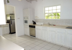 Beachfront 2 bedroom apt. No. 4 right one of the white sand beach of Silver Sands