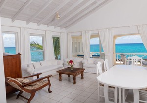 Beachfront 2 bedroom apt. No. 4 right one of the white sand beach of Silver Sands