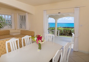 Beachfront 2 bedrooms Apt. No. 3 right one the white sand beach of Silver Sands