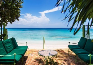 Beachfront Bliss Getaway with Pool - Nelson Gay (7 bed)