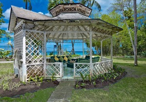 Beachfront Bliss Getaway with Pool - Nelson Gay (8 bed)