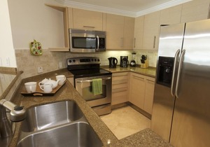 Beachfront Condo with Two Pools - Sapphire 103