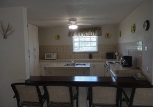 Beachfront-Chandler's Coast-10mins Holetown-Two 4 BR suites. Private gated villa