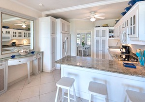 Beachfront Condo with 2 Plunge Pools - Reeds House 1