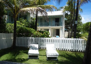 Beachfront Studio on upper floor at the Inchcape Seaside Villas estate