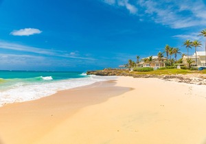 Beachfront Studio on upper floor at the Inchcape Seaside Villas estate