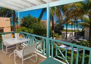Beachfront Studio on upper floor at the Inchcape Seaside Villas estate