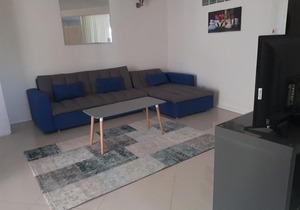 Breezy LR GND Floor Apt Higher Heights, Barbados