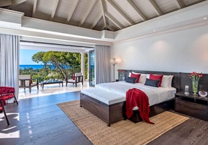 Elsewhere is an exceptionally beautiful villa that sprawls on the Sandy Lane Estate