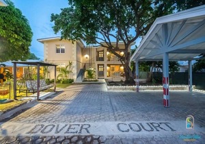 Heart of St. Lawrence Gap, | 8-min Walk to Beach