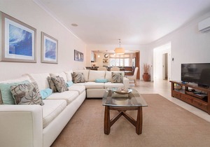 House ∙ 3 bedrooms ∙ 6 guests