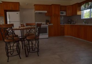 Ixoras Beach Apartments