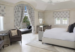 Luxury Beachfront Villa - Kiko (8 bed)