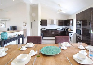Penthouse with ocean views and pool - Lantana 4 (3 bed)