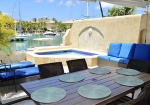 Port St. Charles - 3 Bedroom Marinafront Villa