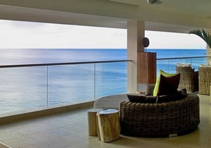 PORTICO VILLA BARBADOS - MODERN 3 BEDROOM BEACH FRONT VILLA