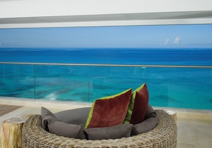 PORTICO VILLA BARBADOS - MODERN 3 BEDROOM BEACH FRONT VILLA