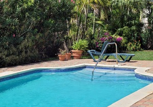 Relaxing, Amazing beach, pool, Cheap cars, quiet area, surfers paradise 3