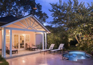 Sandalwood House (3/6 Rooms)