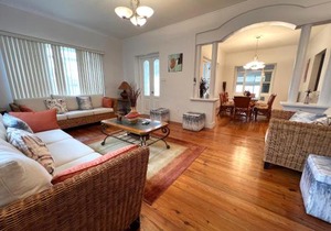 Seagaze beach house is perfect for family, a few steps to the beach
