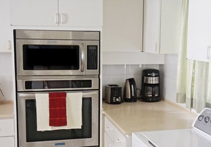 Silver Sands Beach Villas are great for family-friendly activities & surfing