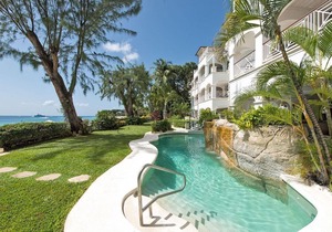Stylish Old Trees 4Br Pool Villa In Barbados