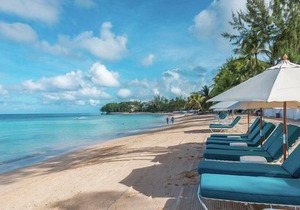 Stylish Old Trees 4Br Pool Villa In Barbados