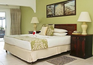 Tropical Sunset Beach Apartment Hotel