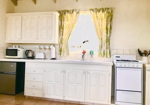 VILLA MIA with AC & Minutes From Miami Beach