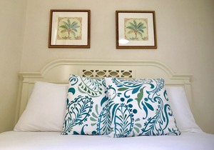 VILLA MIA with AC & Minutes From Miami Beach