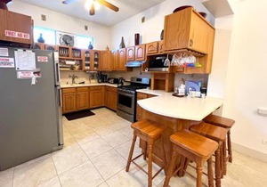 Welcome to the unpretentious and breezy Graceville, steps away from the beach