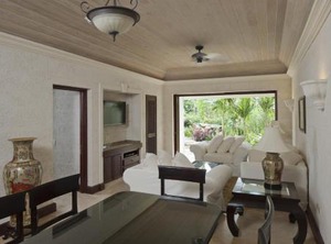 The Crane Resort | Diamond Valley