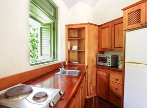 Cottage | Weston