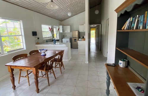 Rendezvous Apartment | 2 bedroom 2bathroom near Holetown