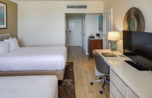 Garrison Historic Area Hotel | 4 Charming Suites w/Ocean Views and Convenient Beachfront Access