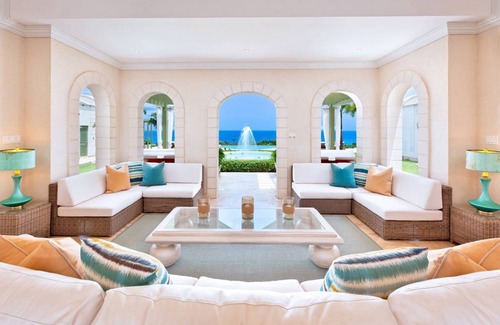 Weston Villa | 557 m² Villa ∙ 4 bedrooms ∙ 8 guests