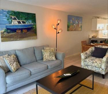 Bayville Apartment | 8 Banyan Court