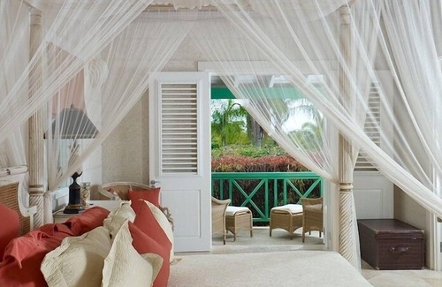 Saint Sylvans Villa | A Luxurious 3 Bedroom Villa