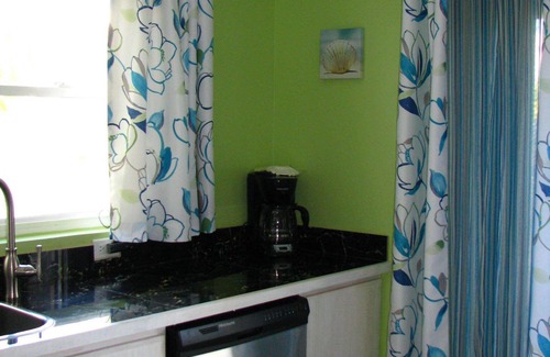 Lascelles House | Absolutely close of everything by walking distance in Holetown!