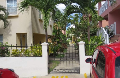 Fitts Village Villa | Ajoupa12, Fitts Village, St James. 2 bed villa with pool set in tropical gardens