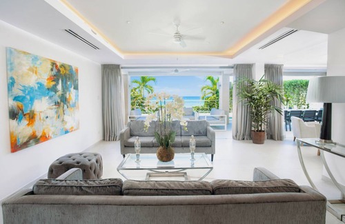 Old Trees Bay Apartment | Apartment ∙ 4 bedrooms ∙ 8 guests