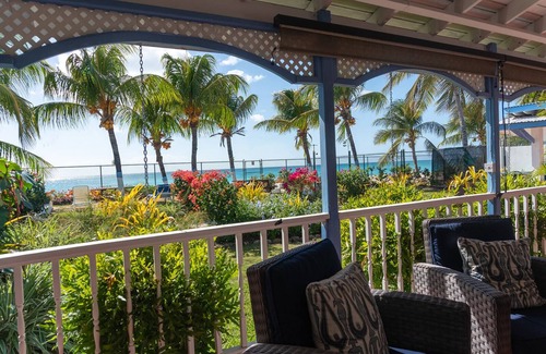 Bridgetown House | Banyan Beach House Villa