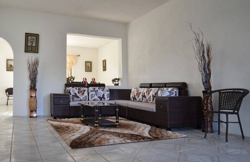 Brighton Apartment | BARBADOS! The Perfect Holiday Getaway- Balihai Beach View Apt