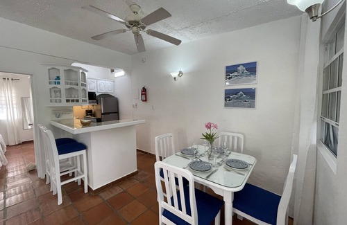 Sunset Crest Apartment | Beautiful 1 Bed Apartment on West Coast - Close to Beach