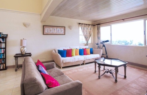 Oistins Villa | Beautiful 5-bedroom villa for short-term rental