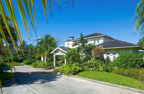 Mount Standfast Villa | Beautiful Oceana Luxury villa